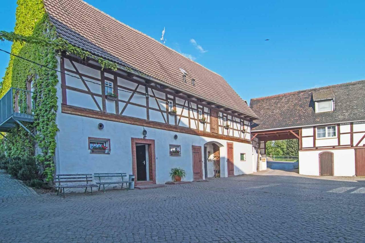 Hotel Pferdehof Berger à Penig Extérieur photo